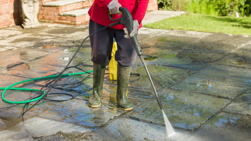 Pressure Washing Your Patio Furniture: A Simple Solution for Cleaning