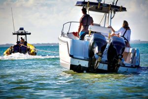 The Ultimate Guide to Boat Towing Services: What You Need to Know