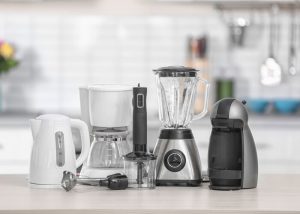 The Perfect Pair: How a Stand Mixer and Electric Kettle Can Streamline Your Cooking Process