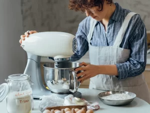 Kitchen Essentials: Why Every Home Cook Needs a Stand Mixer and Electric Kettle